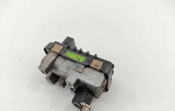 BMW 5 E60 E61 Turbine electric control actuator 6NW009660 G004