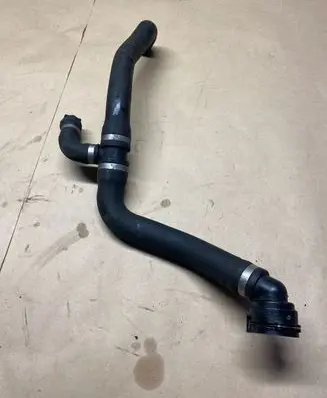 Volvo V40 Engine coolant pipe/hose 31319307