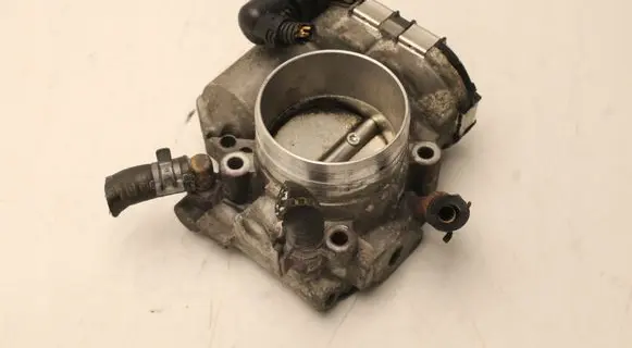 Volkswagen Sharan Throttle valve 06A133062P
