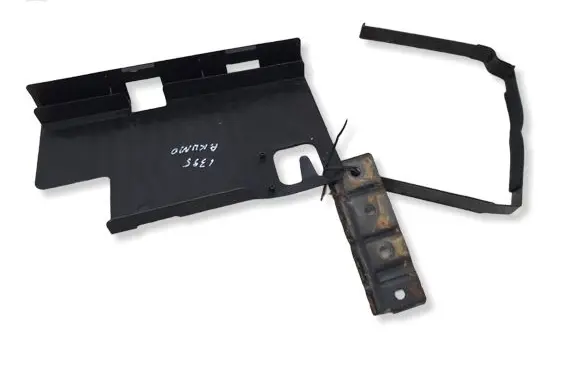 Audi TT TTS Mk2 Battery tray 8K0915429A
