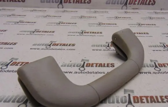 Mercedes-Benz E W212 Front interior roof grab handle A2048100051