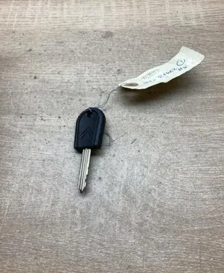 Citroen ZX Ignition key/card 9170H4 9921462