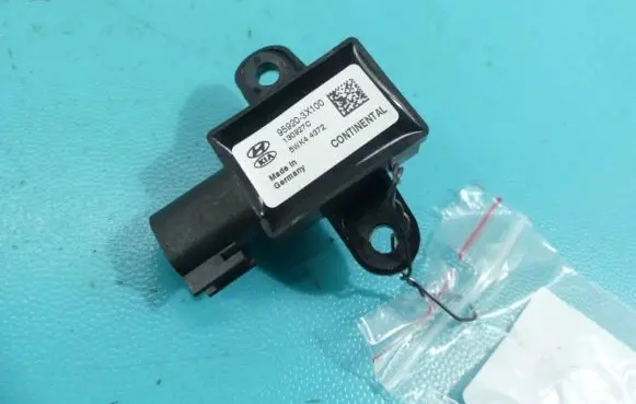 Hyundai Elantra Fuel cut-off switch 95920-3X100 IMPRK1175585