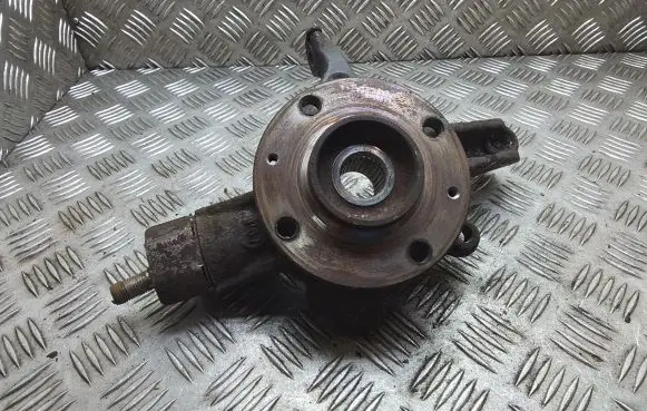 Citroen Berlingo Front wheel hub