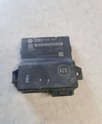 Audi A5 8T 8F Gateway control module 8T0907468K 403213