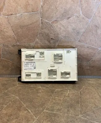 Mercedes-Benz ML W166 Central body control module A1669001814