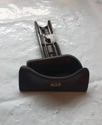 Mercedes-Benz CLS C219 Hand brake release handle 2194270120