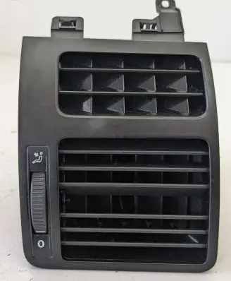 Volkswagen Touran I Dash center air vent grill 1T0819704B 251030304