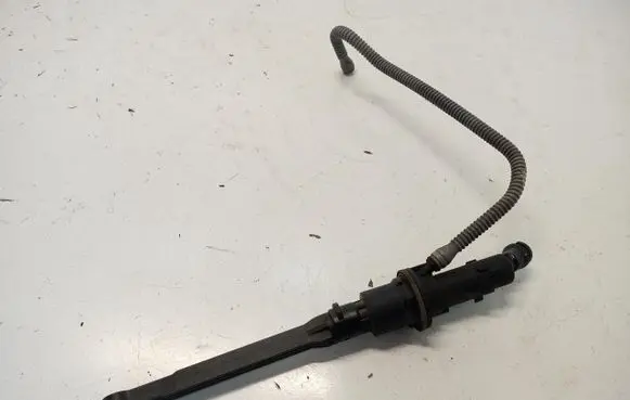 Citroen C4 II Clutch slave cylinder 9800216380