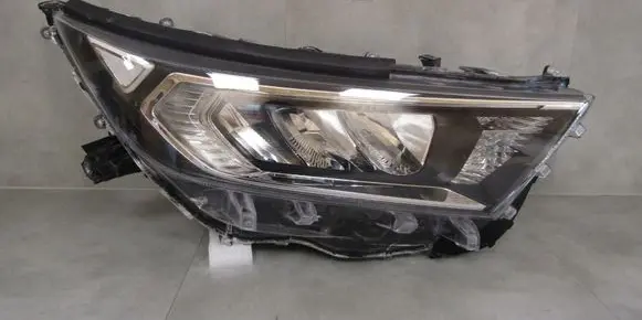 Toyota RAV 4 (XA40) Headlight/headlamp RAV4