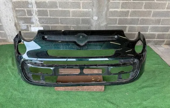 Fiat 500L Front bumper