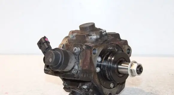 KIA Ceed Fuel injection high pressure pump 331002A420
