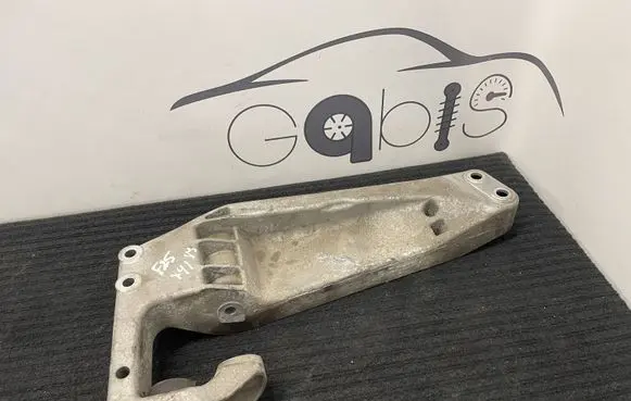 BMW X4 F26 Gearbox mounting bracket 67868567 210383
