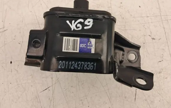 Hyundai i30 Engine mount bracket 21830K9000 201124378361