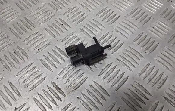 Mitsubishi Pajero Pinin Valve vacuum 