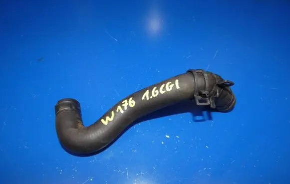 Mercedes-Benz A W176 Engine coolant pipe/hose