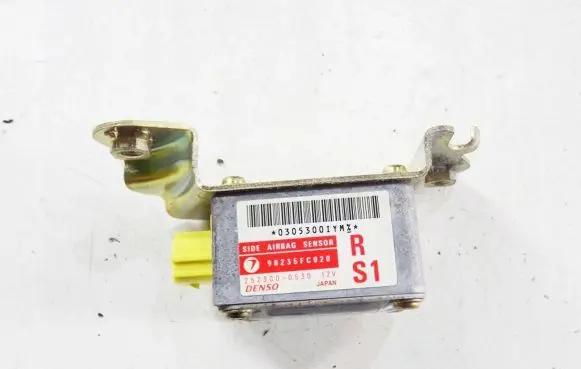 Subaru Forester SF Airbag deployment crash/impact sensor 98235fc020