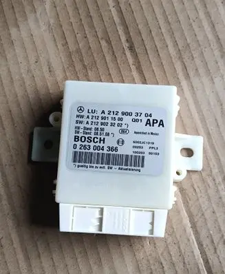 Mercedes-Benz E W212 Parking PDC control unit/module A2129003704 0263004366 A2129023202