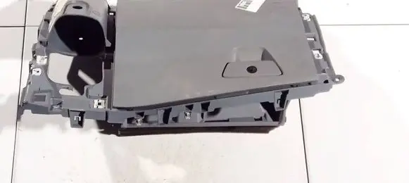 Ford Transit Custom Glove box