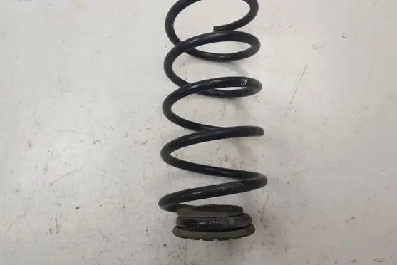 Opel Corsa D Rear coil spring 424112