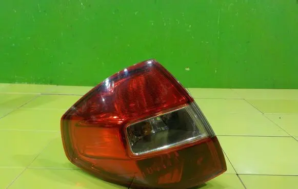 Renault Koleos I Rear/tail lights 18AB22