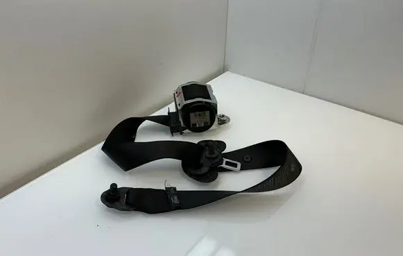 BMW 5 E60 E61 Front seatbelt 603404600C