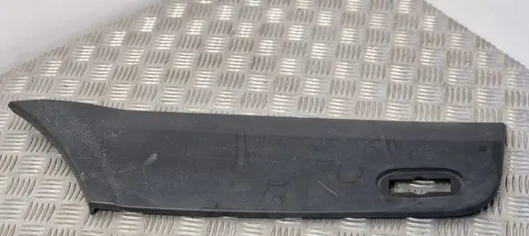 Mercedes-Benz Sprinter W901 W902 W903 W904 Rear fender molding trim A9066903262 12533998