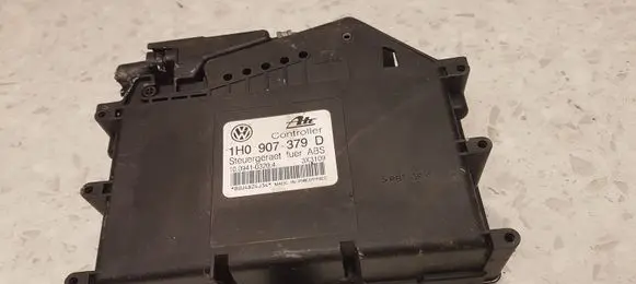 Volkswagen Golf III ABS control unit/module 1H0907379D