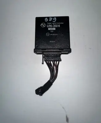 Mercedes-Benz E W211 Light module LCM 10R035110