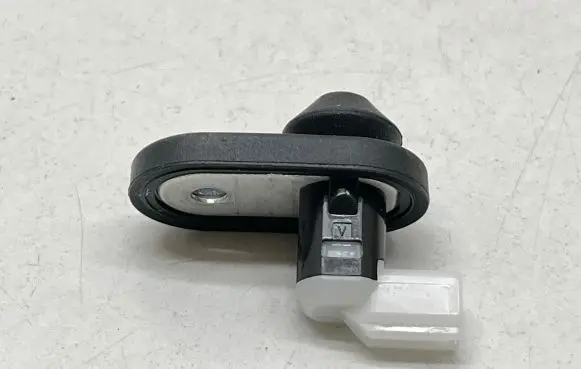 Toyota Yaris Cross Front door sensor 