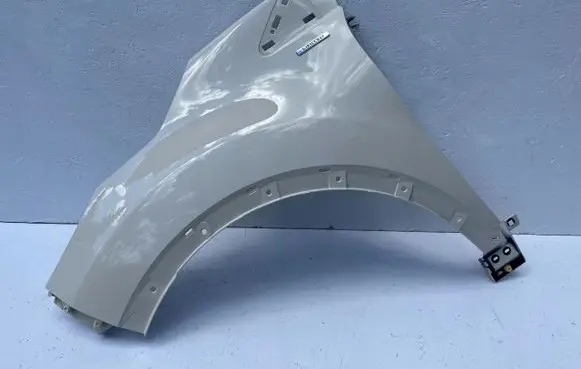 Renault Captur Fender 631018998R