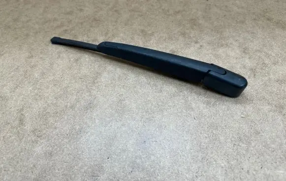 KIA Niro Rear wiper blade 