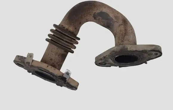 Volkswagen PASSAT B6 EGR valve line/pipe/hose 03G131521AM