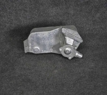 BMW 3 E90 E91 Engine oil radiator 7529499