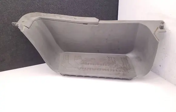 Man TGE 1gen Front sill trim cover 7C0863777
