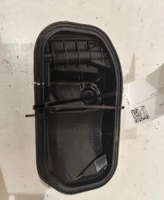 Volvo XC60 Headlight/headlamp dust cover 89075392