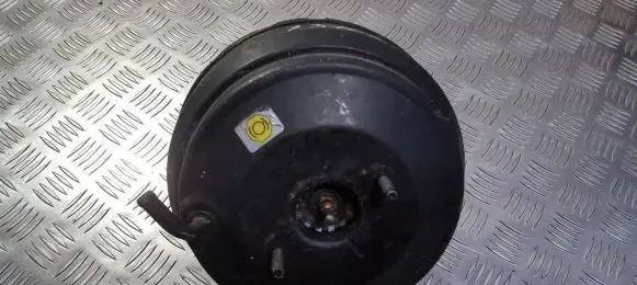 Nissan Sunny Brake booster