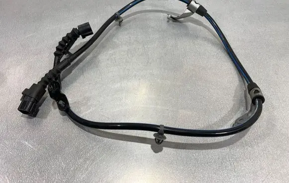 Honda CR-V Rear ABS sensor wiring 213552002