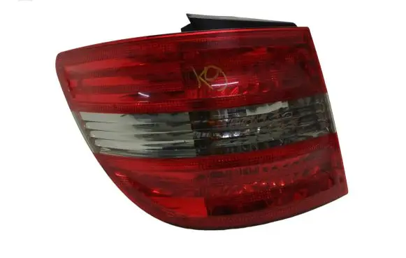 Mercedes-Benz B W245 Rear/tail lights A1698202564