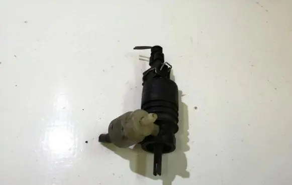 Opel Zafira A Windscreen/windshield washer pump