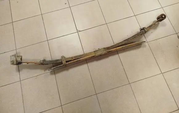 Nissan Navara D40 Rear leaf spring 