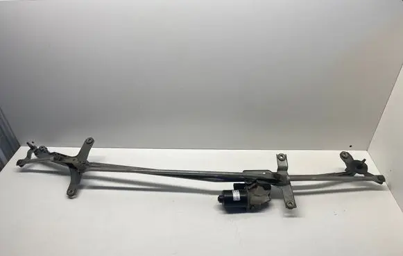 Mercedes-Benz Vito Viano W639 Front wiper linkage and motor A6398200040 40475112V 1064S