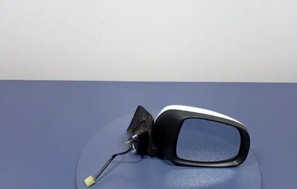 Suzuki SX4 Front door electric wing mirror 8470179j70