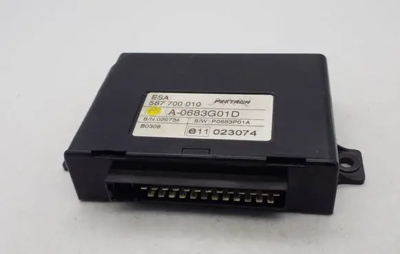 LDV Maxus Door central lock control unit/module 587700010 A0683G01D