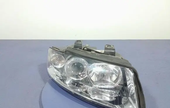 Audi A4 S4 B6 8E 8H Headlight/headlamp 
