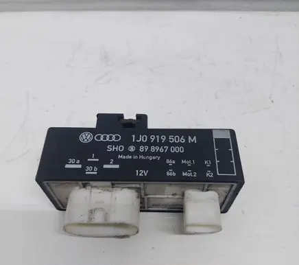 Seat Ibiza IV (6J,6P) Coolant fan relay 1J0919506M 898967000