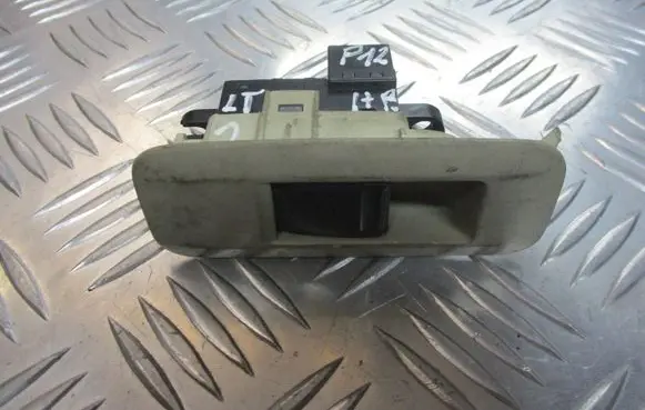 Nissan Primera Quarter vent window switch 