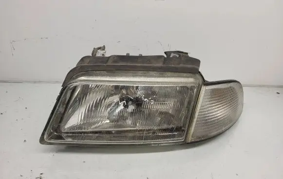 Audi A4 S4 B5 8D Headlight/headlamp 1307022194