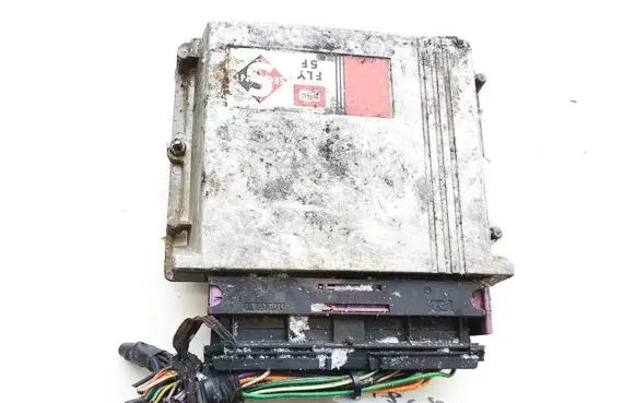 Peugeot 607 LP gas control unit module 110r001001 e302100
