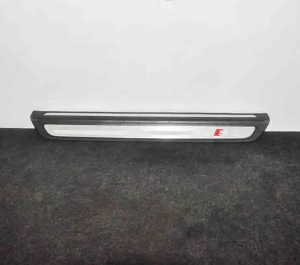 Audi Q5 SQ5 Front sill trim cover 8R0853373C